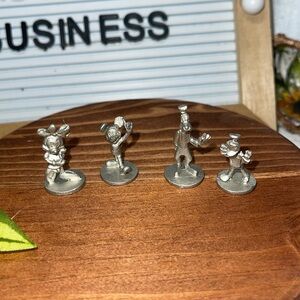 Disney Scene It? 1st Edition DVD Game Replacement Metal Game Tokens.